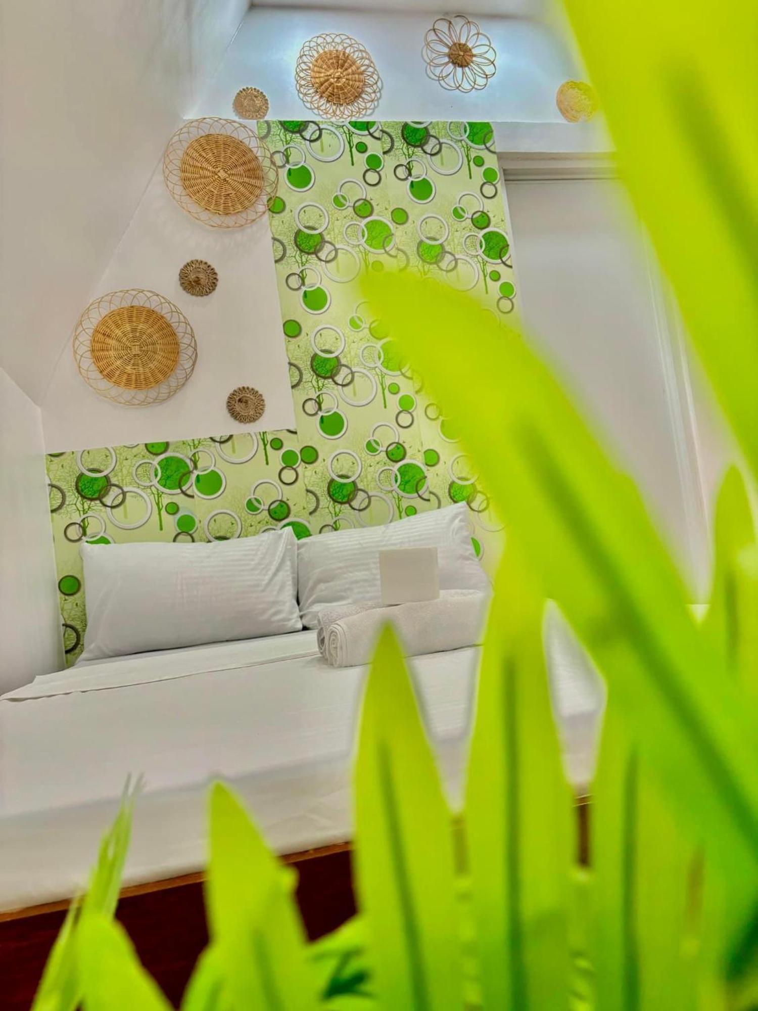 Villa Lovi Panagsama Beach Moalboal Exterior foto